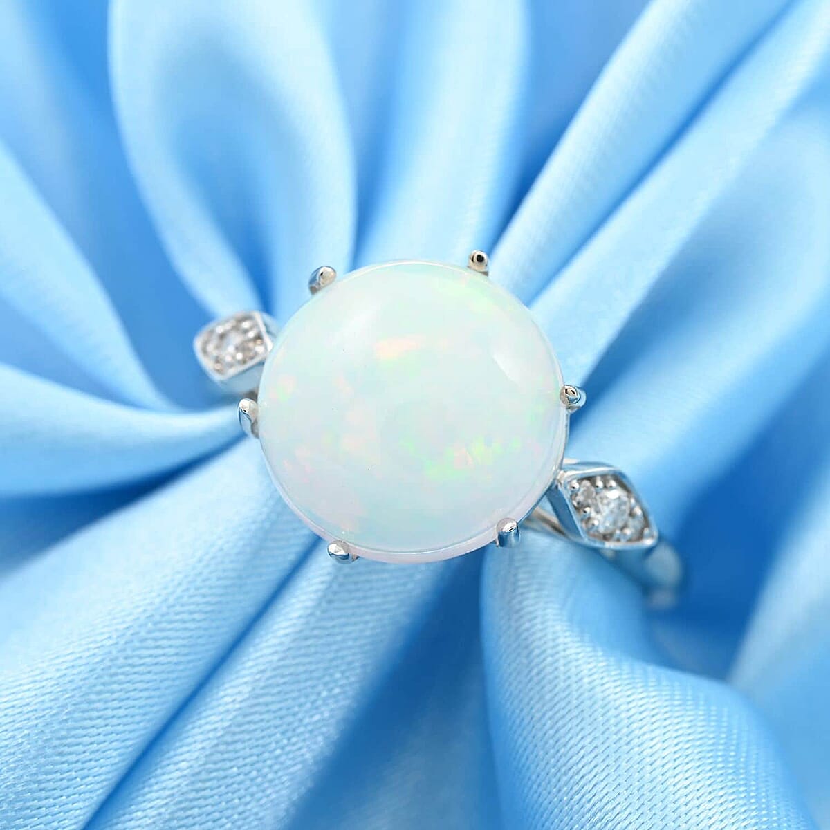 Luxoro 10K White Gold AAA Rainbow Galaxy Ethiopian Welo Opal and G-H I2 Diamond Ring (Size 7.5) 4.40 ctw image number 1