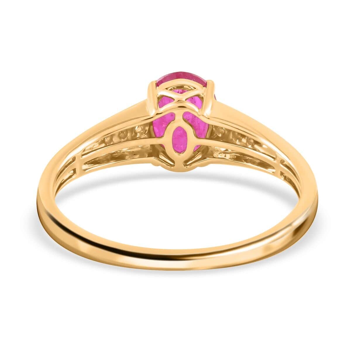 Certified & Appraised Luxoro 14K Yellow Gold AAA Montepuez Ruby and G-H I2 Diamond Ring (Size 5.5) 1.40 ctw image number 4