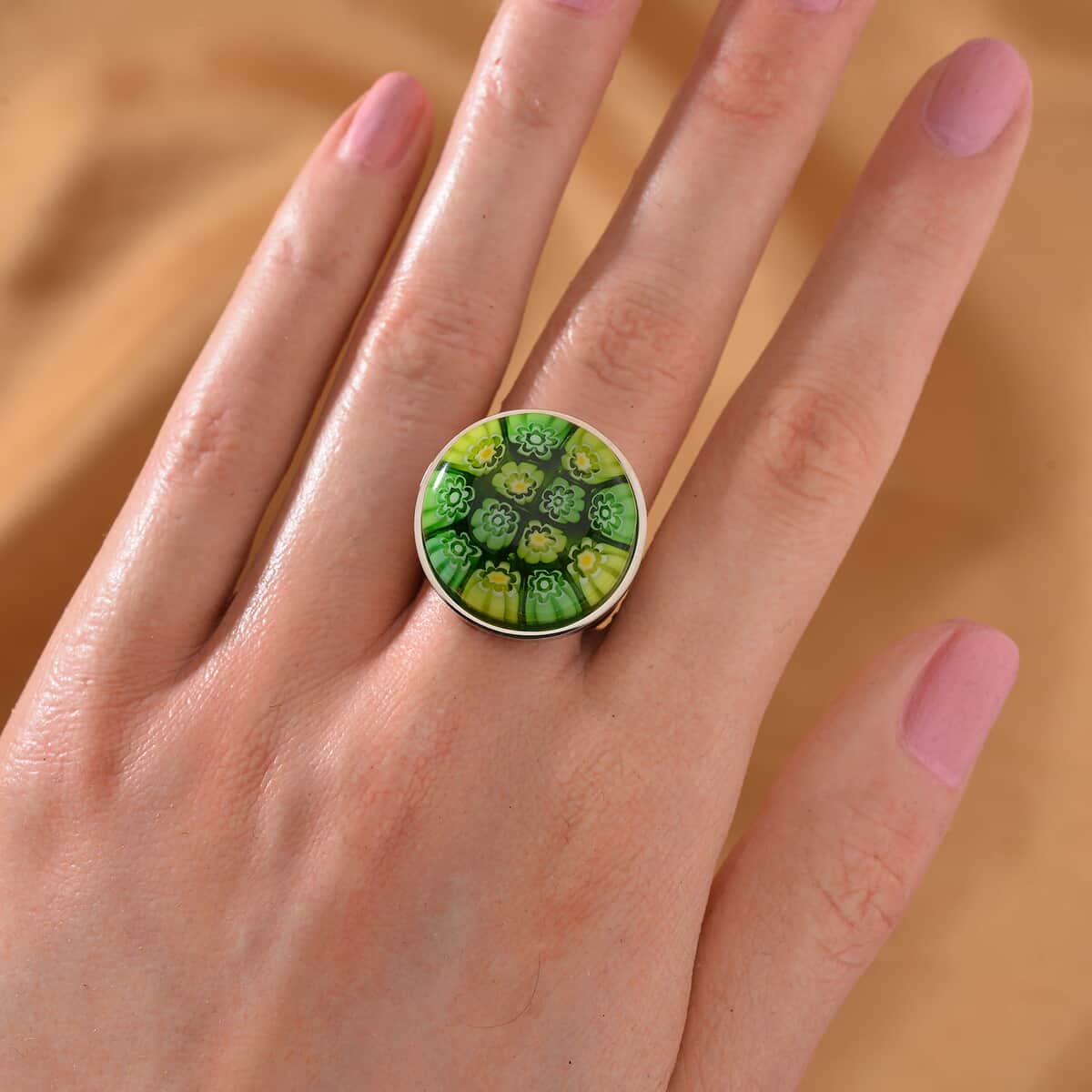 Green Color Murano Style Ring in Stainless Steel (Size 10.0) image number 1