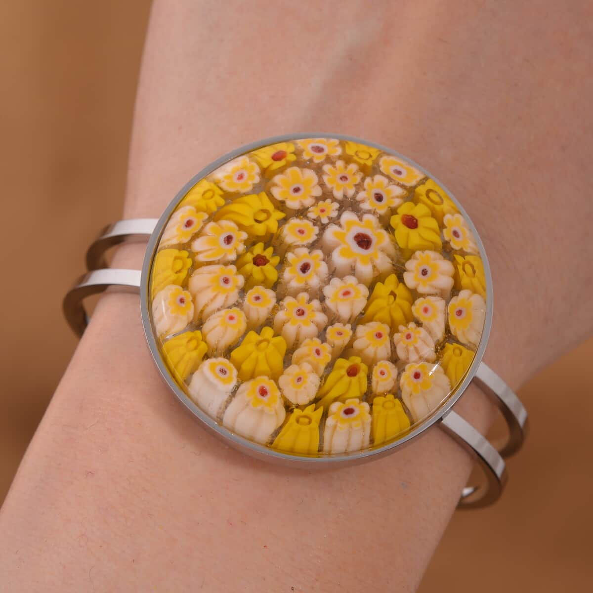 Yellow Color Murano Style Bangle Bracelet in Stainless Steel 6.50 Inches image number 1