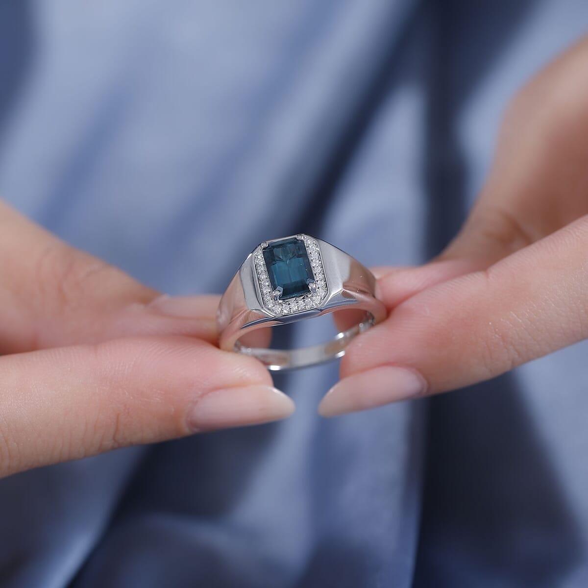 Rhapsody AAAA Monte Belo Indicolite and E-F VS Diamond 2.10 ctw Men's Ring in 950 Platinum (Size 9.0) 10.90 Grams image number 2