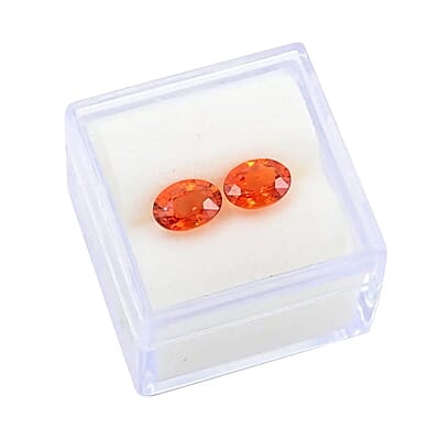 AAAA Red Sapphire Set of 2 (Ovl 7x5 mm) 2.00 ctw