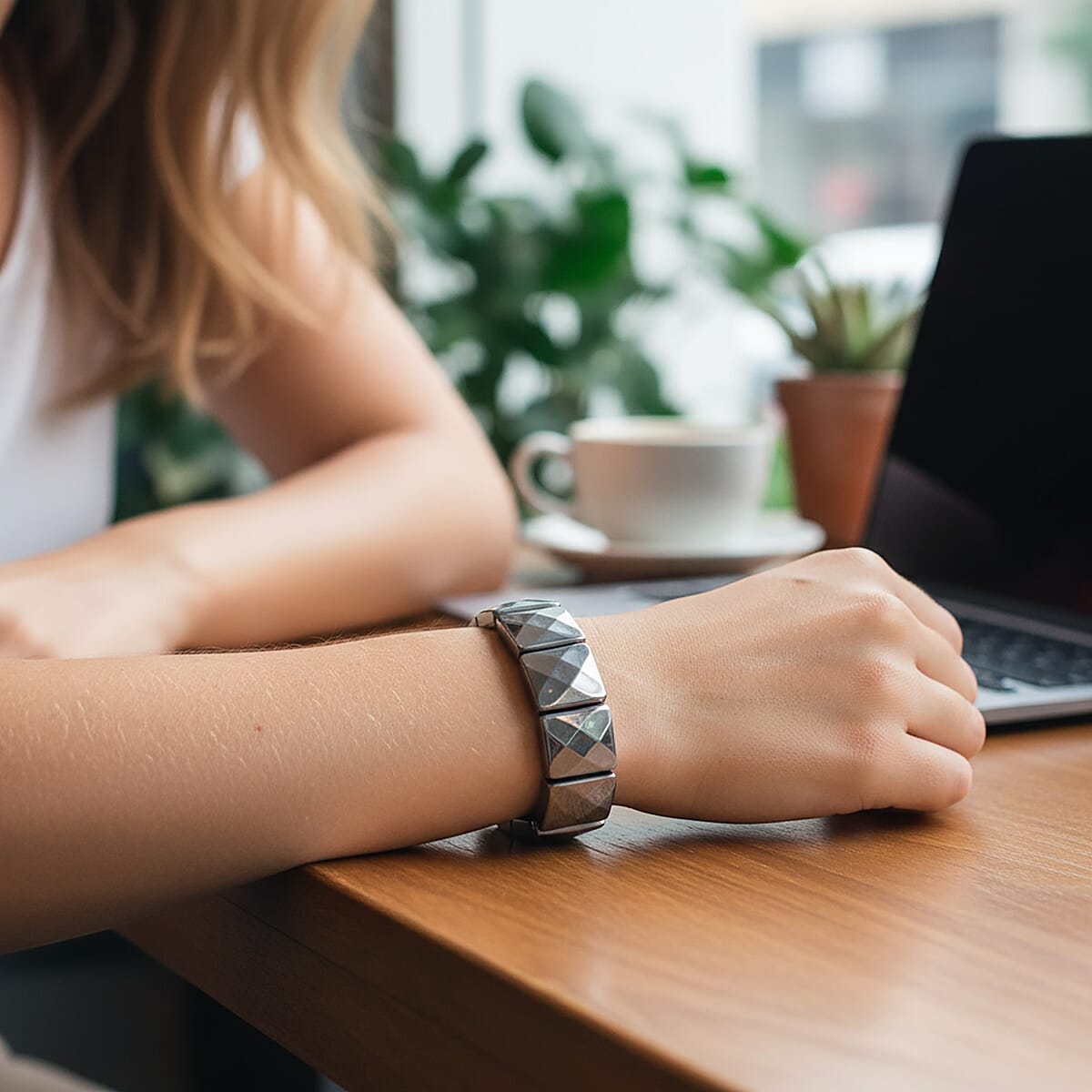 Terahertz Cushion Block Stretch Bracelet 230.00 ctw image number 2