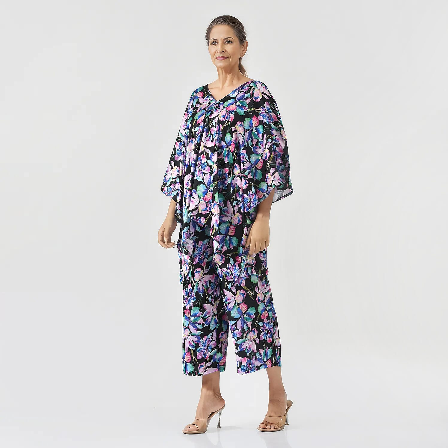 Tamsy Multi Color Flower Printed Kaftan And Trousers Size - One Size Missy