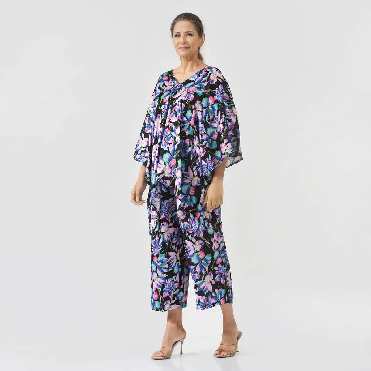 Tamsy Multi Color Flower Printed Kaftan And Trousers Size - One Size Missy image number 2