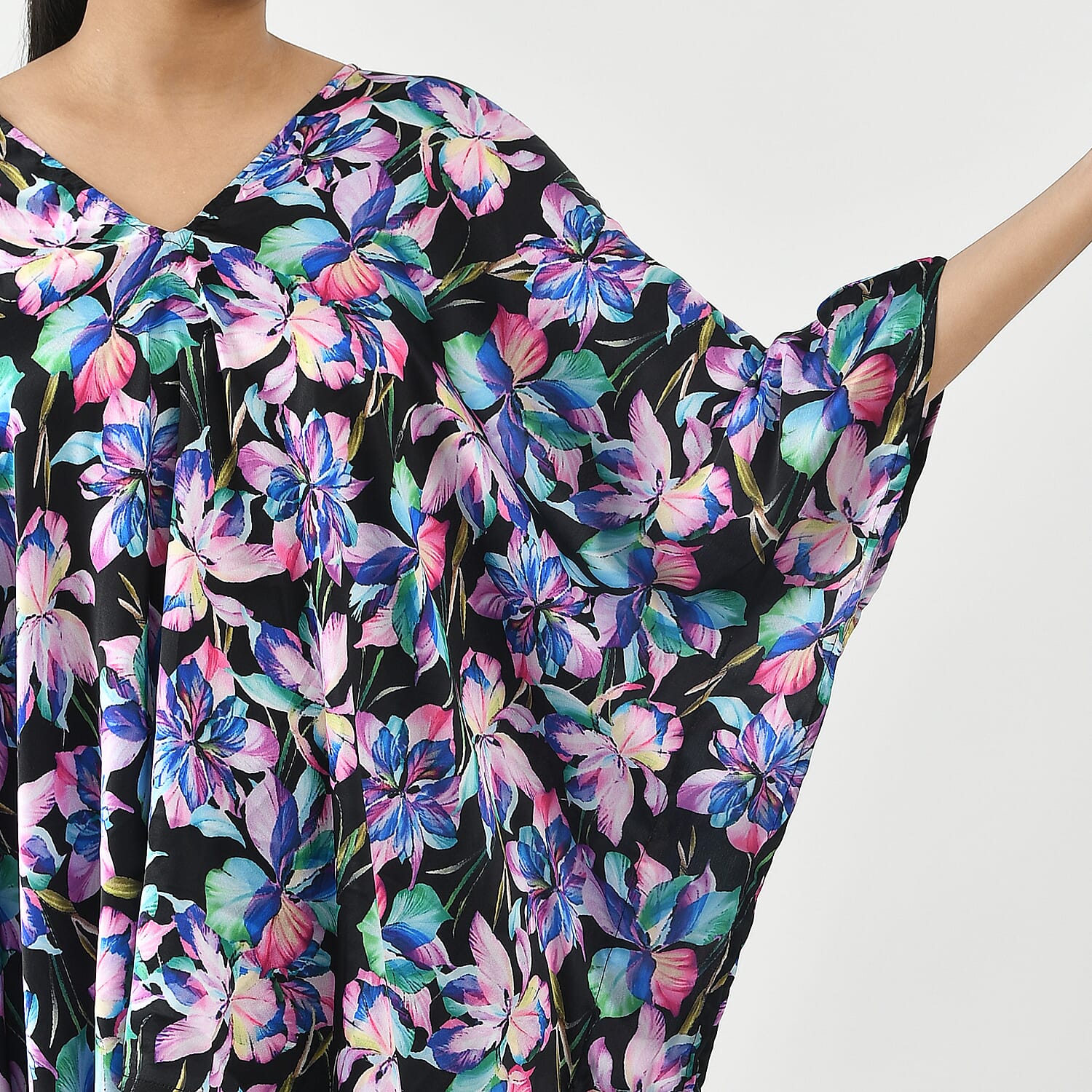 Tamsy Multi Color Flower Printed Kaftan And Trousers Size - One Size Missy