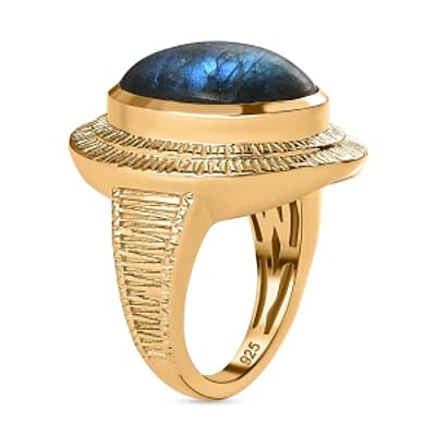 AAA Labradorite 11.00 ctw Solitaire Ring in 18K Vermeil Yellow Gold Over Sterling Silver (Size 6.5) (6 g)