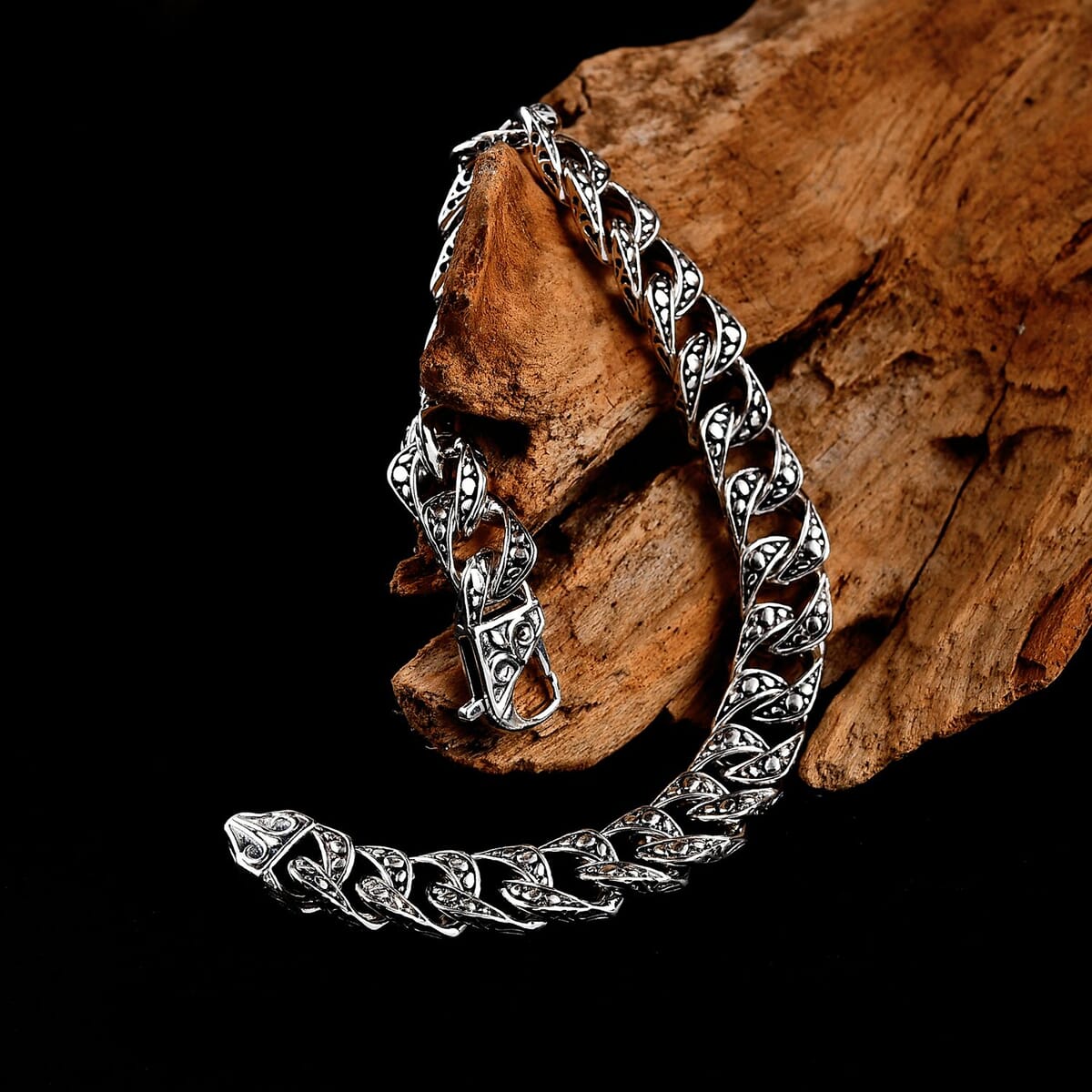 Bali Legacy Sterling Silver Hammer with Pebble Bracelet (8.00 In) 26.15 Grams image number 1