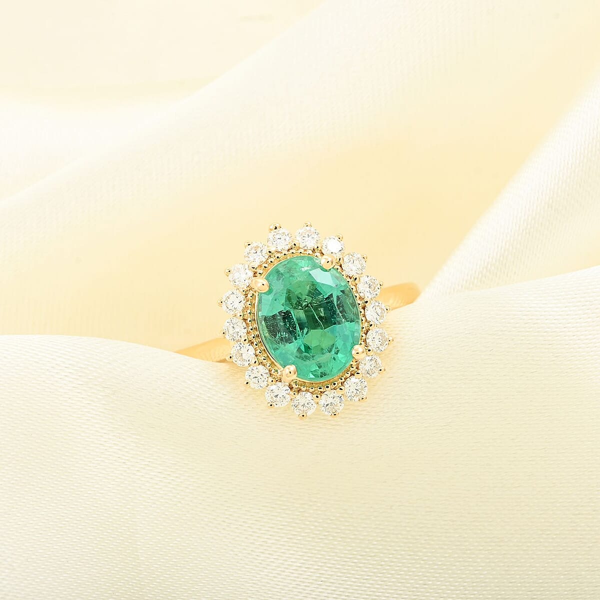 Certified & Appraised Iliana AAA Kagem Zambian Emerald and SI Diamond 2.20 ctw Sunburst Ring in 18K Yellow Gold (Size 7.5) 4.80 Grams image number 1