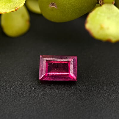 AA Niassa Ruby (FF) (Bgt 6x4 mm) 0.79 ctw