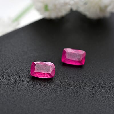 Set of 2 Niassa Ruby (FF) (Cush 6x4 mm) 1.15 ctw