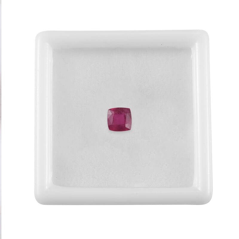 Niassa Ruby (FF) (Cush 6x6 mm) 1.33 ctw