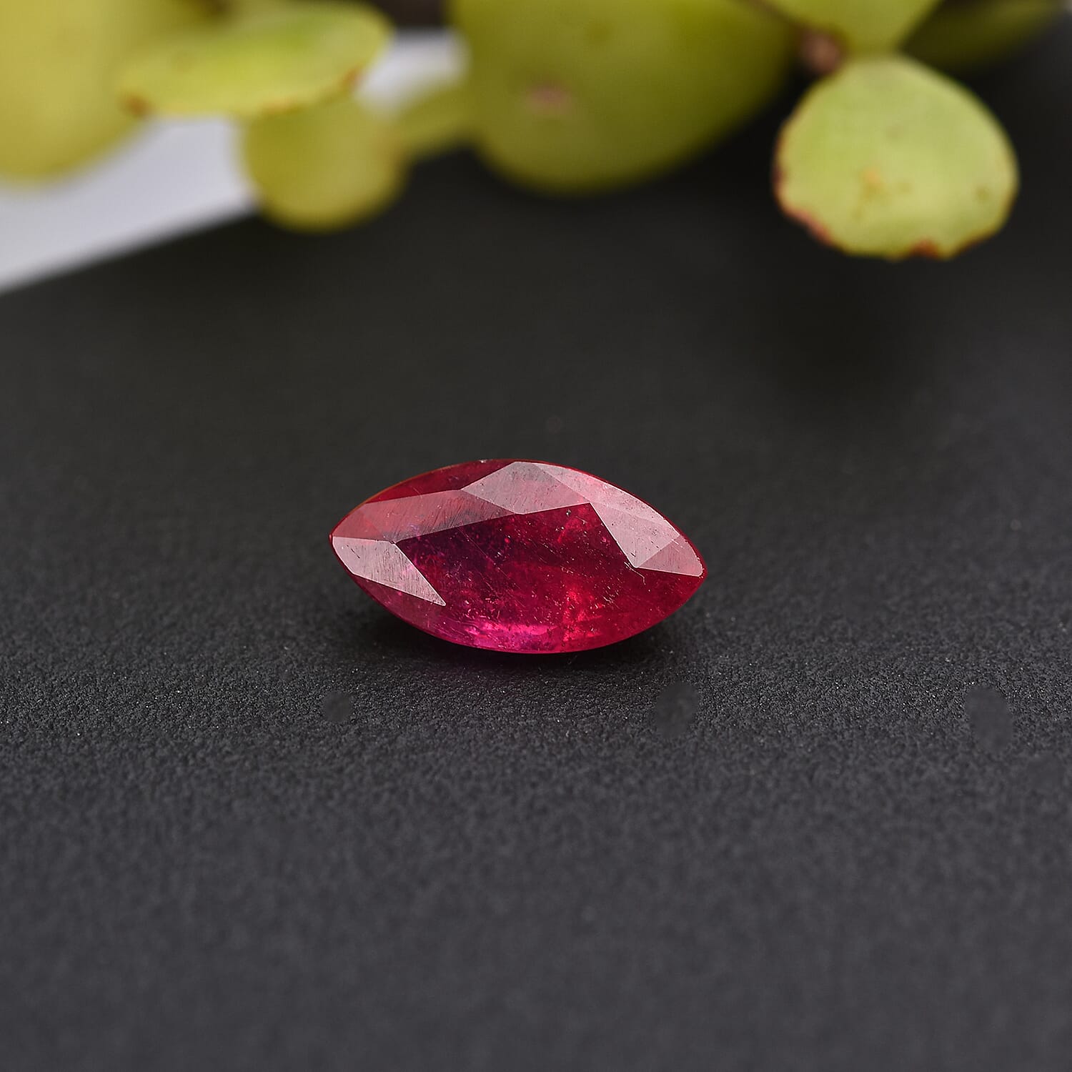 AA Niassa Ruby (FF) (Mrq 10x5 mm) 1.38 ctw Loose gemstone