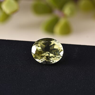 Brazilian Green Gold Quartz (Ovl 12x10 mm) 4.40 ctw