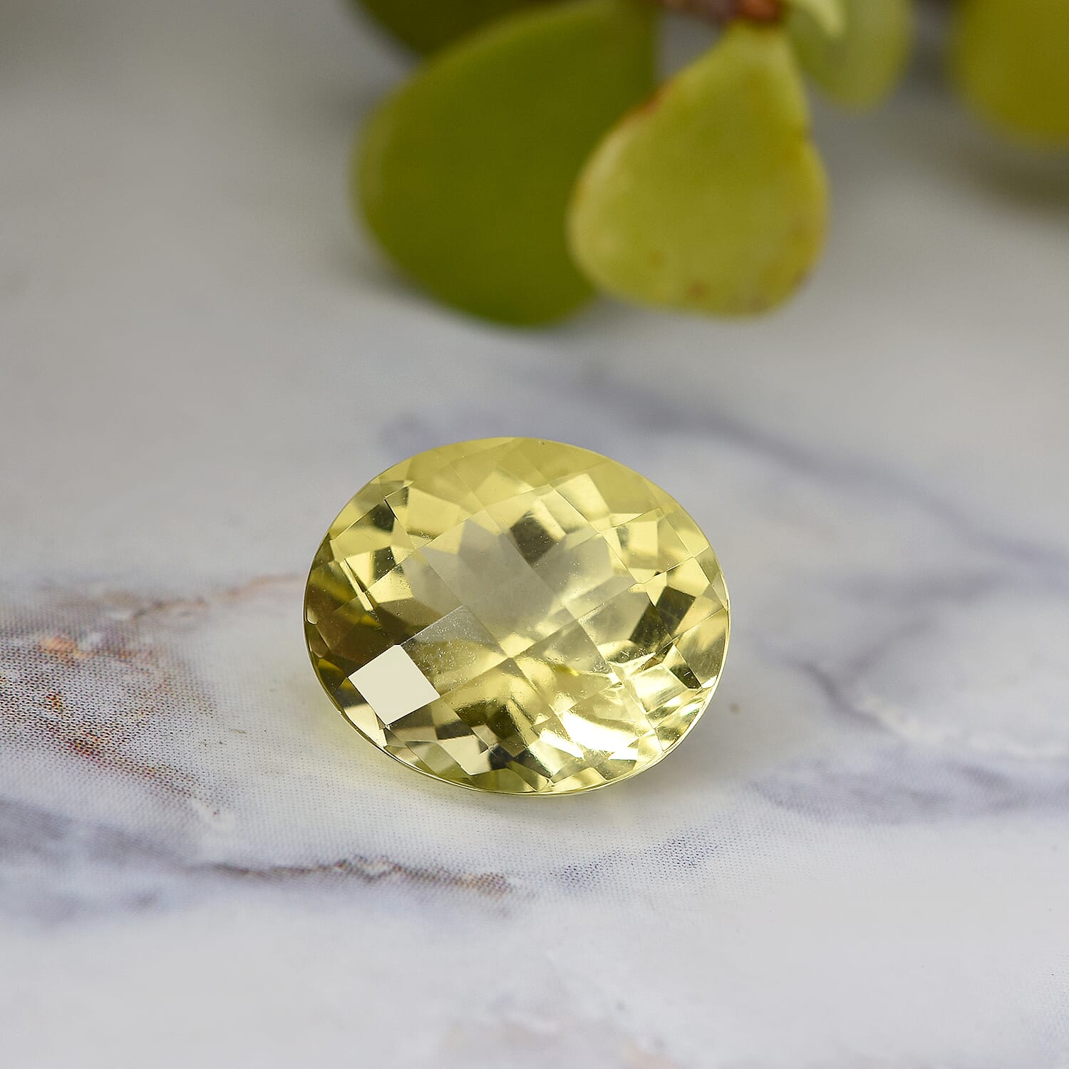 AA Brazilian Green Gold Quartz (Ovl 14x12 mm) 6.05 ctw
