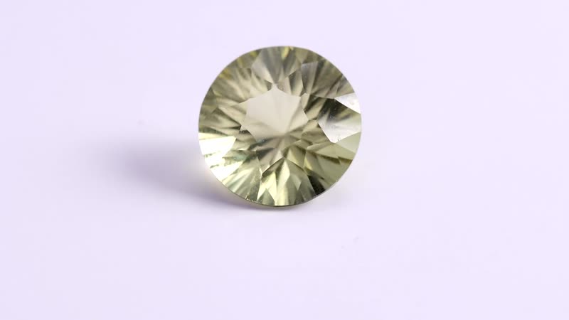 Brazilian Green Gold Quartz (Rnd 12 mm) 5.16 ctw