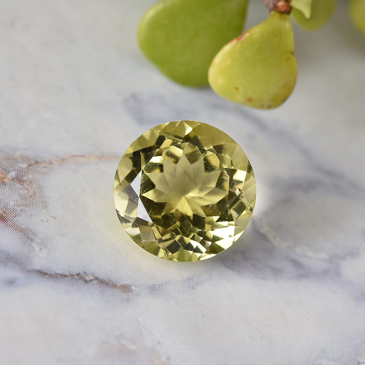 Brazilian Green Gold Quartz (Rnd 14 mm) 8.63 ctw Loose gemstone