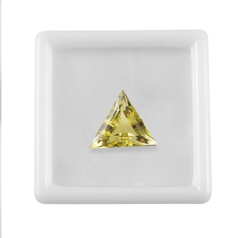 AAA Brazilian Green Gold Quartz (Triangle 15 mm) 7.54 ctw