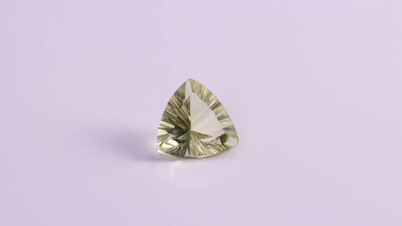 AA Brazilian Green Gold Quartz (Trl 12 mm) 4.68 ctw