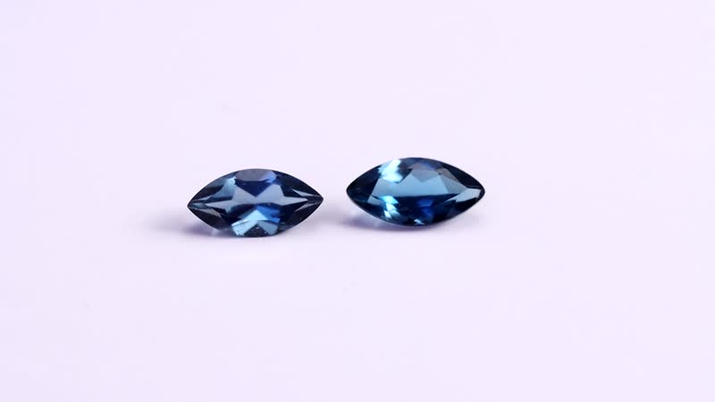 Set of 2 London Blue Topaz (Mrq 8x4 mm) 1.13 ctw