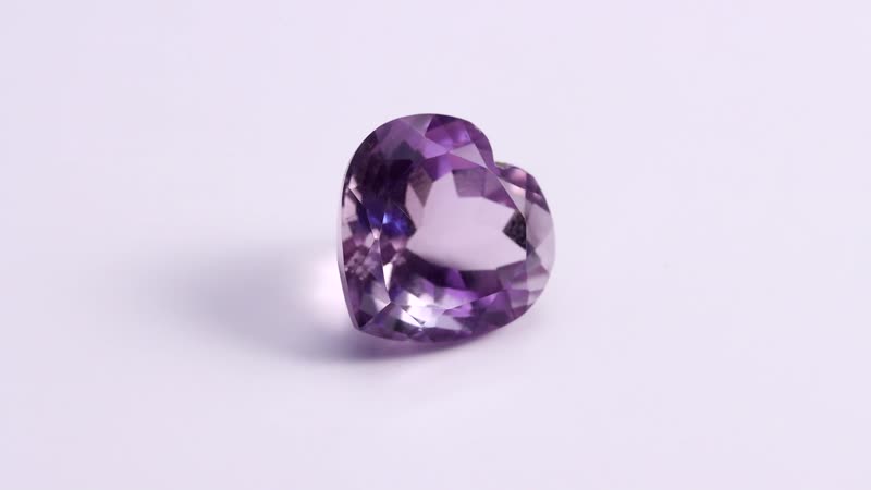 Rose De France Amethyst (Hrt 15 mm) 9.47 ctw