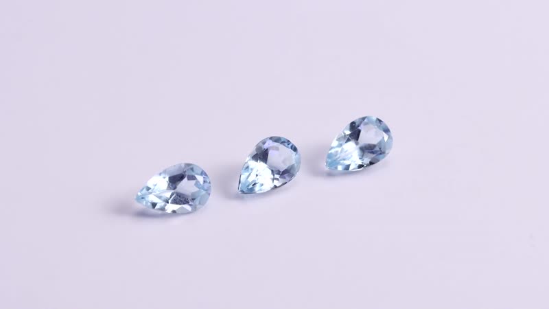 Set of 3 Sky Blue Topaz (Pear 8x5 mm) 2.57 ctw