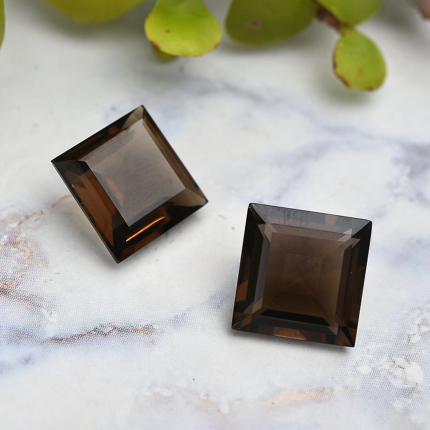 Set of 2 Brazilian Smoky Quartz (Sqr 12 mm) 12.90 ctw