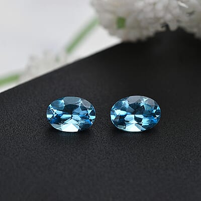 Set of 2 AA Swiss Blue Topaz (Oval 7x5 mm) 1.67 ctw
