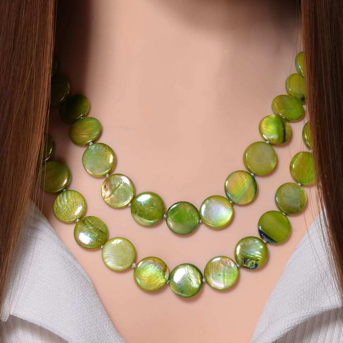 Green Shell 14-16mm Endless Necklace (46 Inches) 424.00 ctw image number 1
