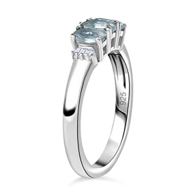 Aqua Kyanite 0.92 ctw Ring in Platinum Over Sterling Silver (Size 10)