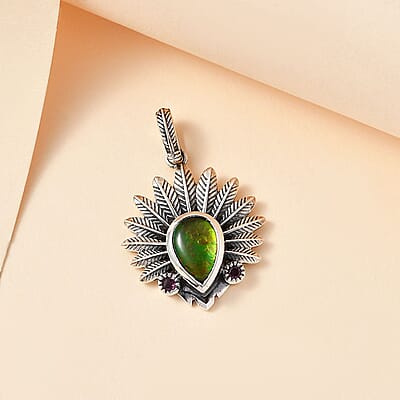 Artisan Crafted Canadian Ammolite and Orissa Rhodolite Garnet Native American Head Pendant in Black Oxidized Sterling Silver 0.15 ctw