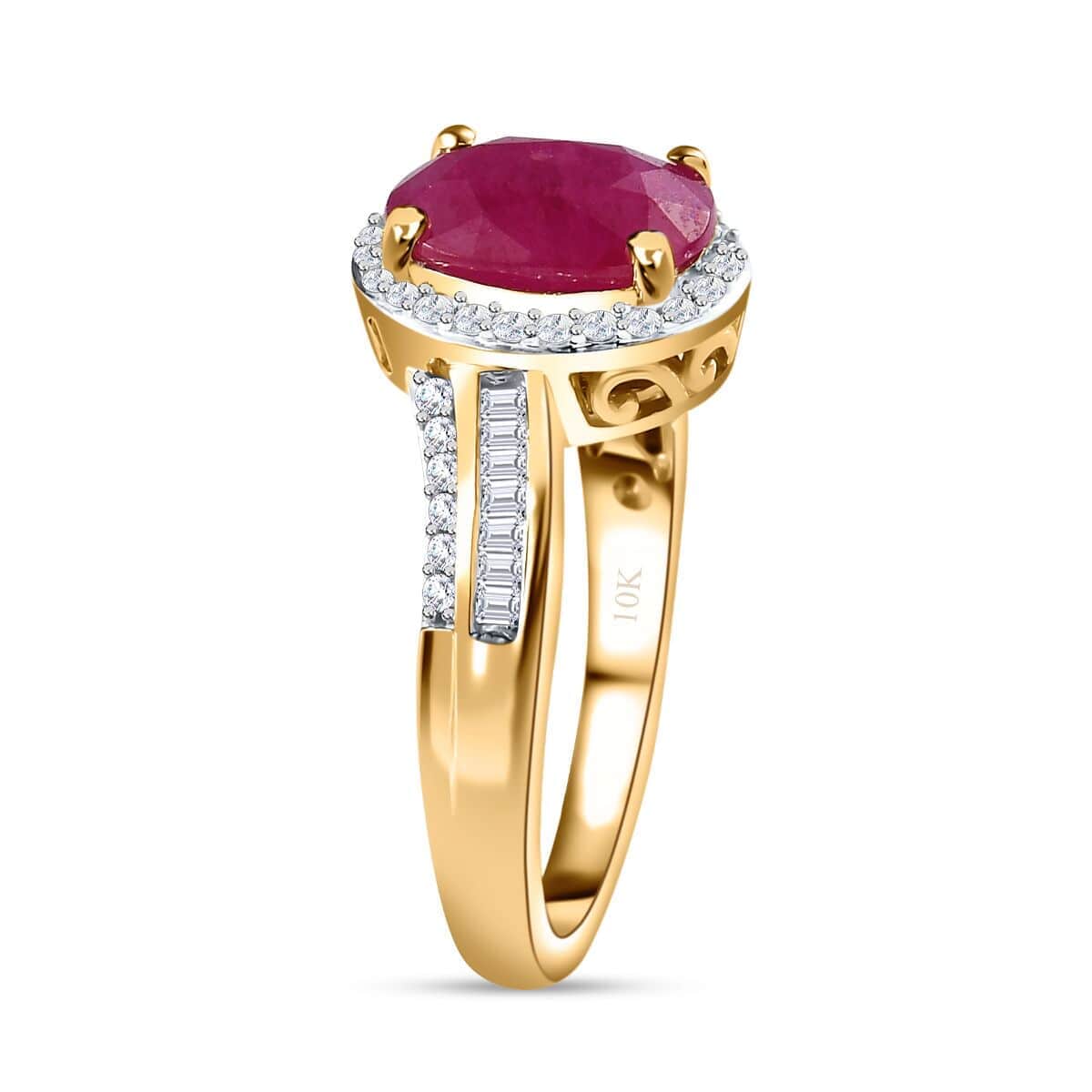 Luxoro 10K Yellow Gold Premium Montepuez Ruby and G-H I2 Diamond Bypass Halo Ring (Size 5.0) 2.50 ctw image number 3