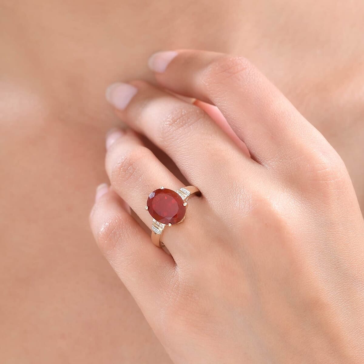 Luxoro 10K Yellow Gold Premium Crimson Fire Opal and G-H I2 Diamond Ring (Size 10.0) 4.25 Grams 3.15 ctw image number 2