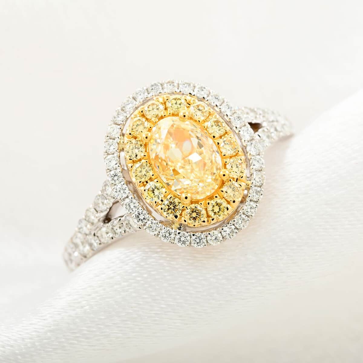 Modani 18K Yellow and White Gold Natural Yellow and White Diamond I2-I3 Ring (Size 5.0) 1.15 ctw image number 1