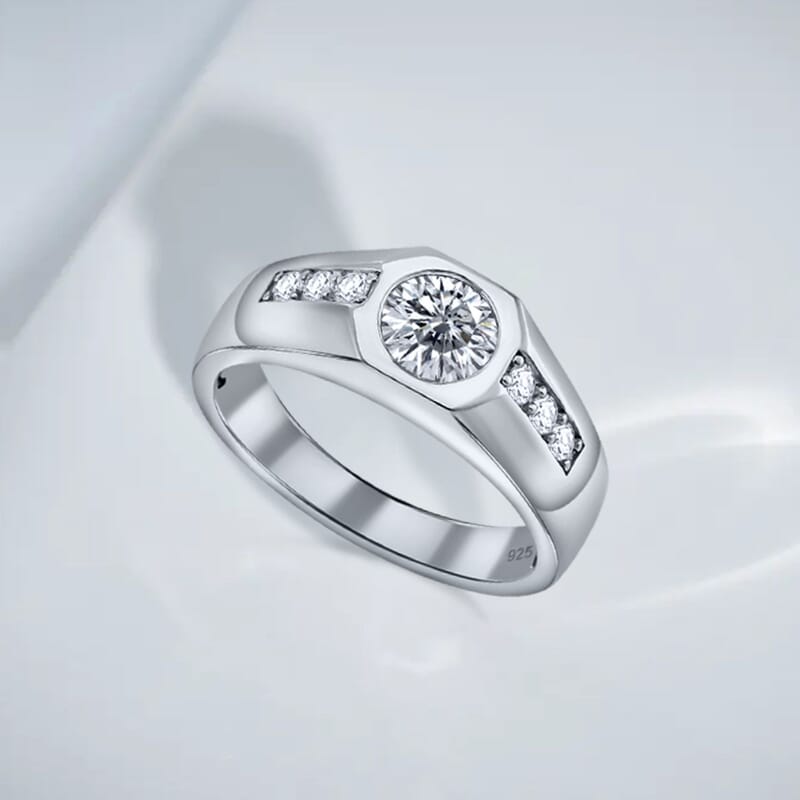 Moissanite 1.00 ctw Ring in Rhodium Over Sterling Silver (Size 5.5)