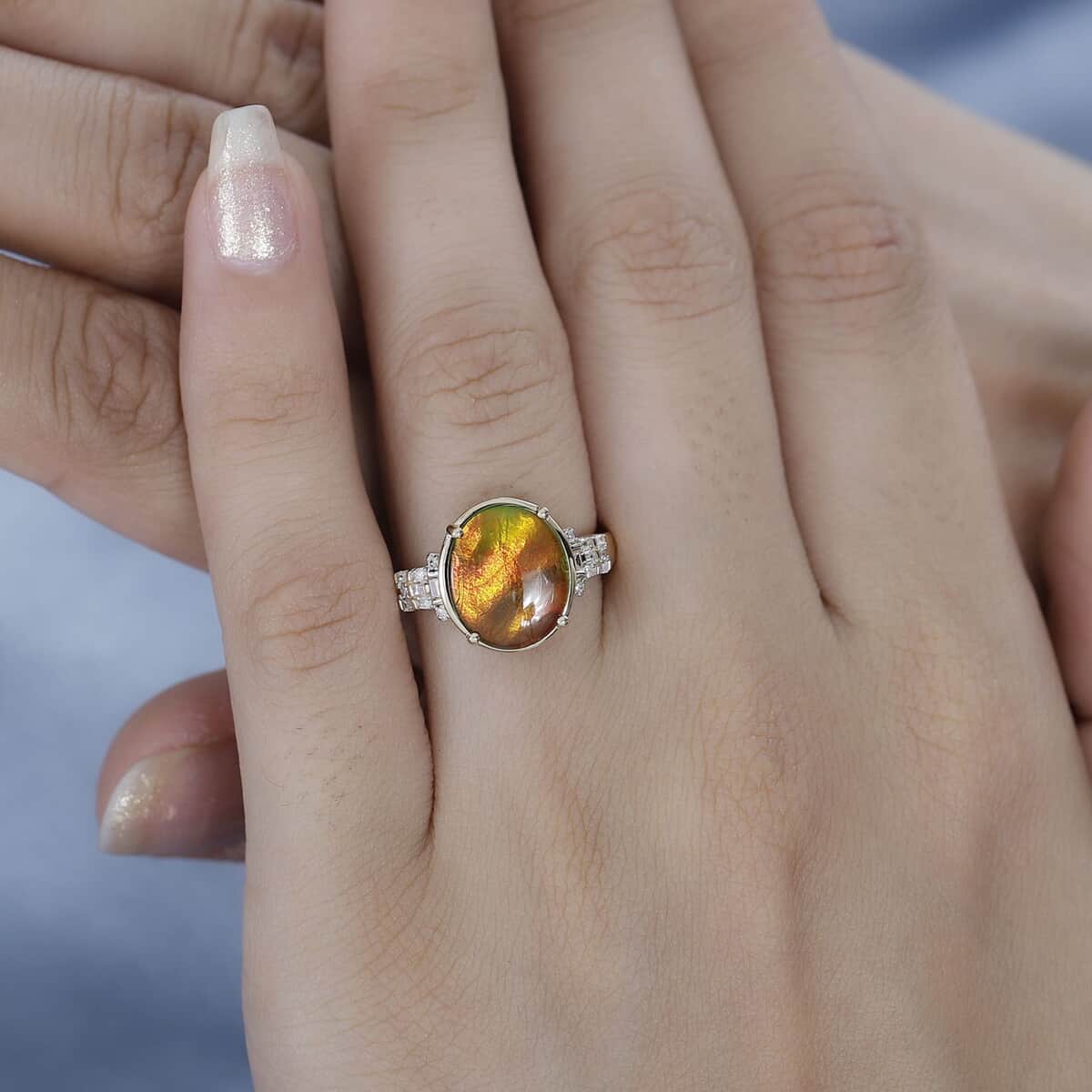 Luxoro 10K Yellow Gold Premium Canadian Ammolite and G-H I2 Diamond Ring (Size 7.0) 4 Grams 0.11 ctw image number 2