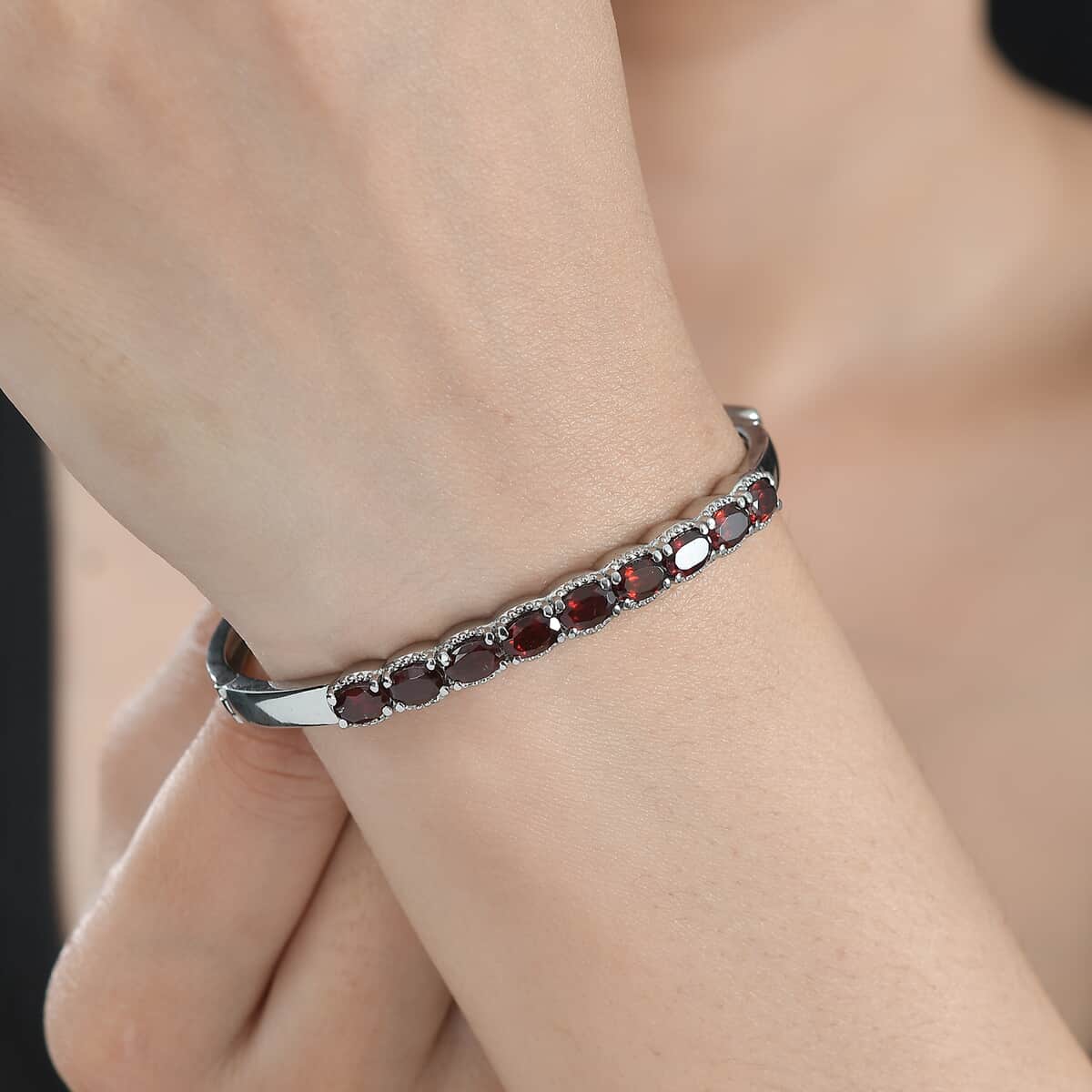 Mozambique Garnet Bangle Bracelet in Stainless Steel (6.50 In) 5.40 ctw image number 2