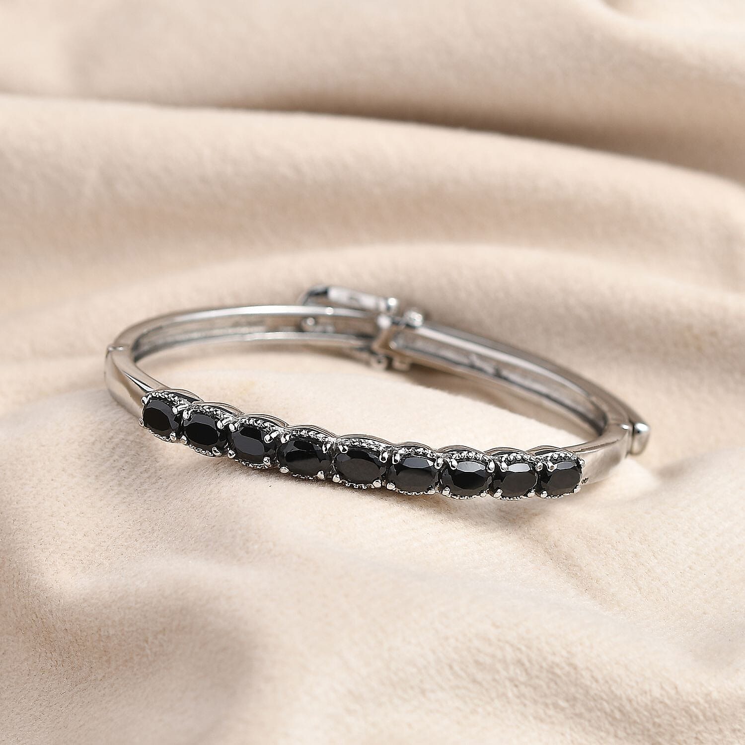 Thai Black Spinel Bangle Bracelet in Stainless Steel (6.50 In) 5.15 ctw
