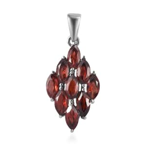 Mozambique Garnet 2.70 ctw Pendant in Stainless Steel 