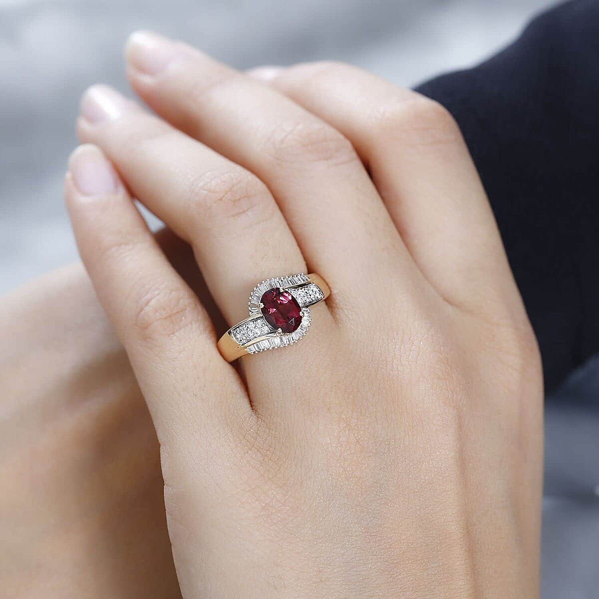 Luxoro 14K Yellow Gold AAA Ouro Fino Rubellite and G-H I2 Diamond Bypass Ring (Size 7.5) 5.0 Grams 1.75 ctw image number 2