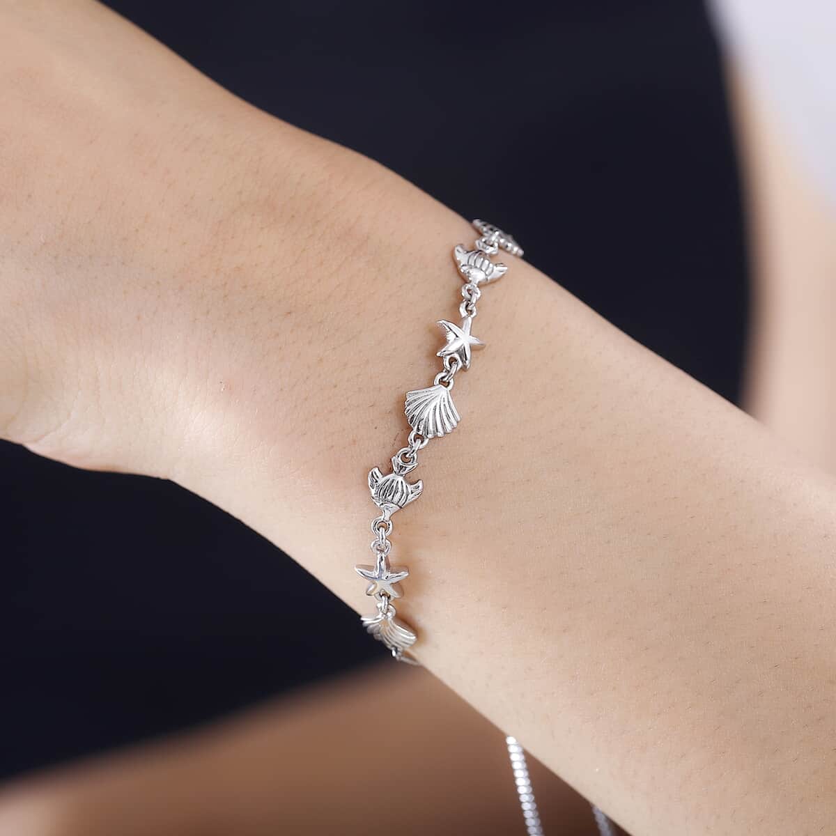 Karis Bracelet in Platinum Bond with Stainless Steel (7.25 In) image number 2