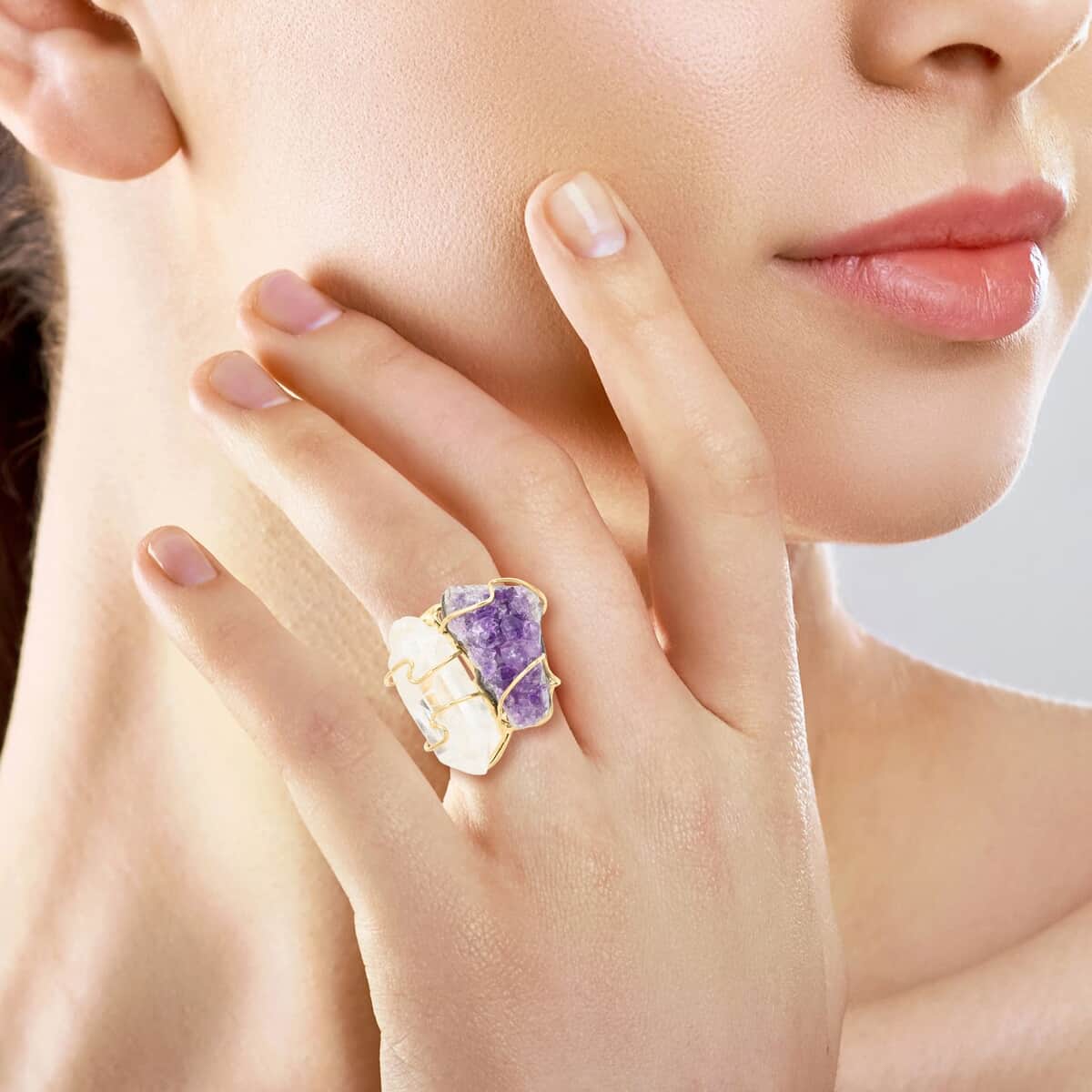 Colors of Brazil African Amethyst and Crystal Ring in Goldtone (Size 7.0) 40.00 ctw image number 2