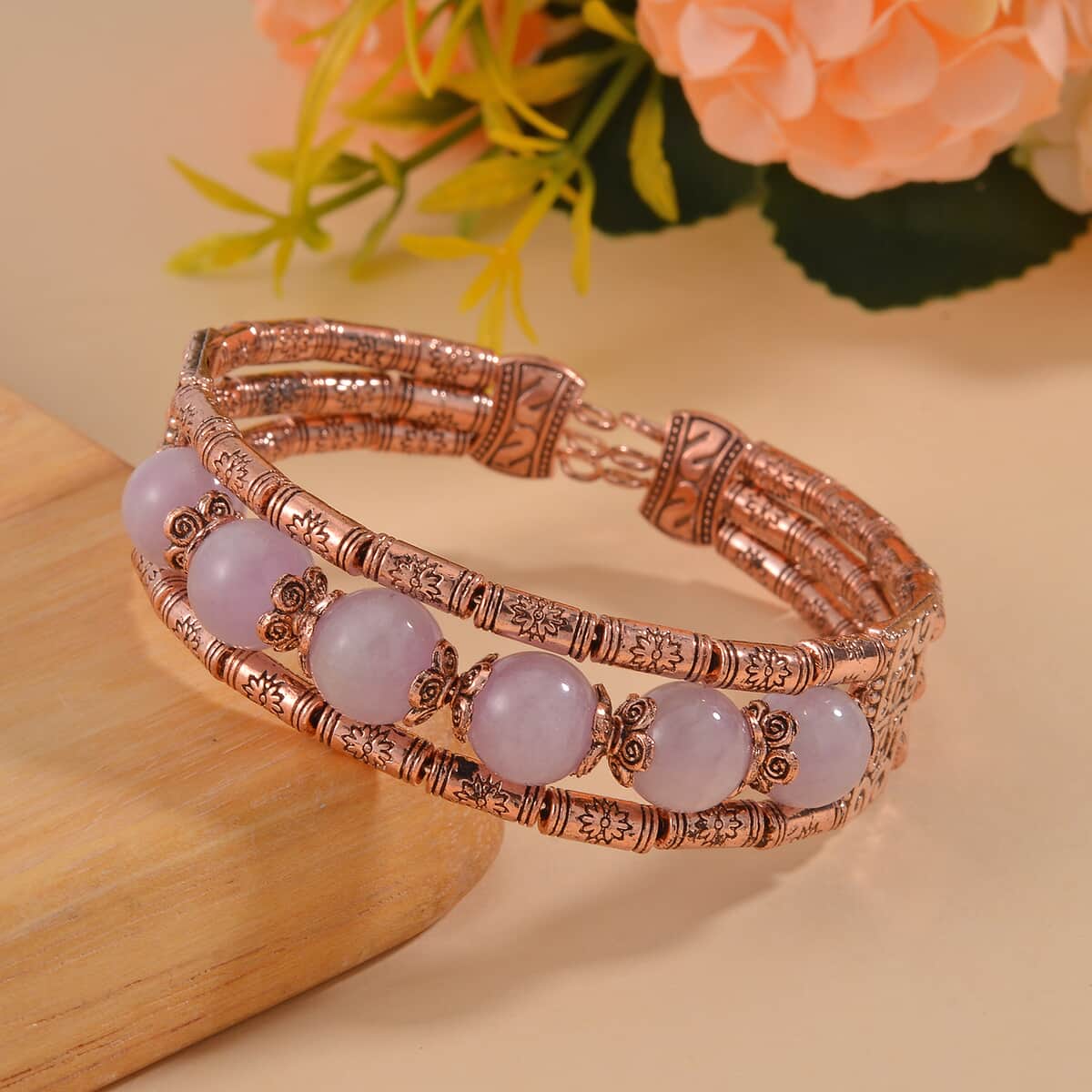 Kunzite Cuff Bracelet in Rosetone (7.00 In) 70.00 ctw image number 1