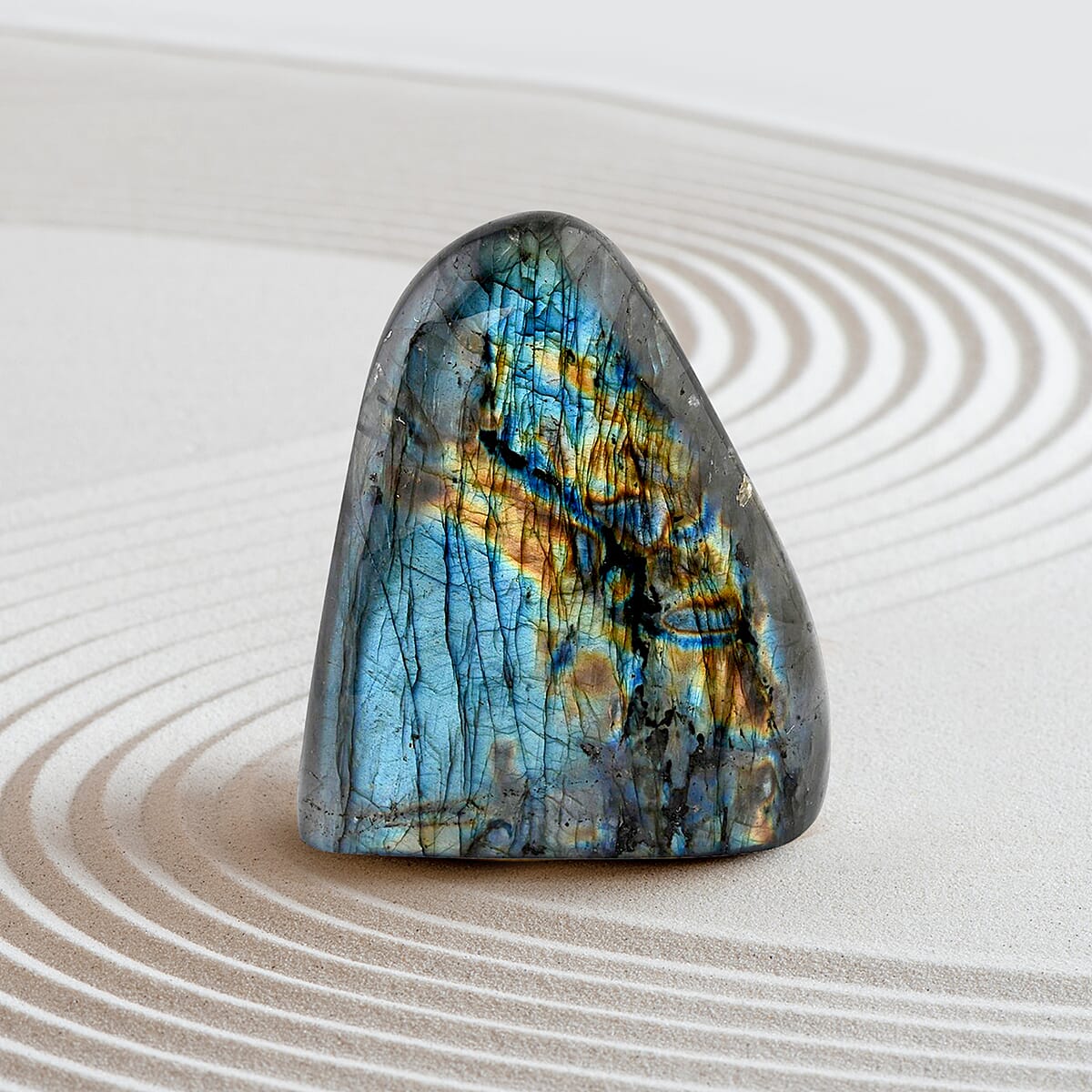Handcrafted Natural Iridescent Madagascar Labradorite Gemstone, 0.99 Lbs image number 5