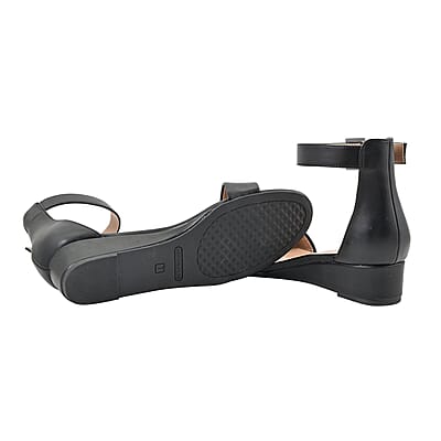 Aerosoles Black Faux Leather Ankle Strap Sandal - 6