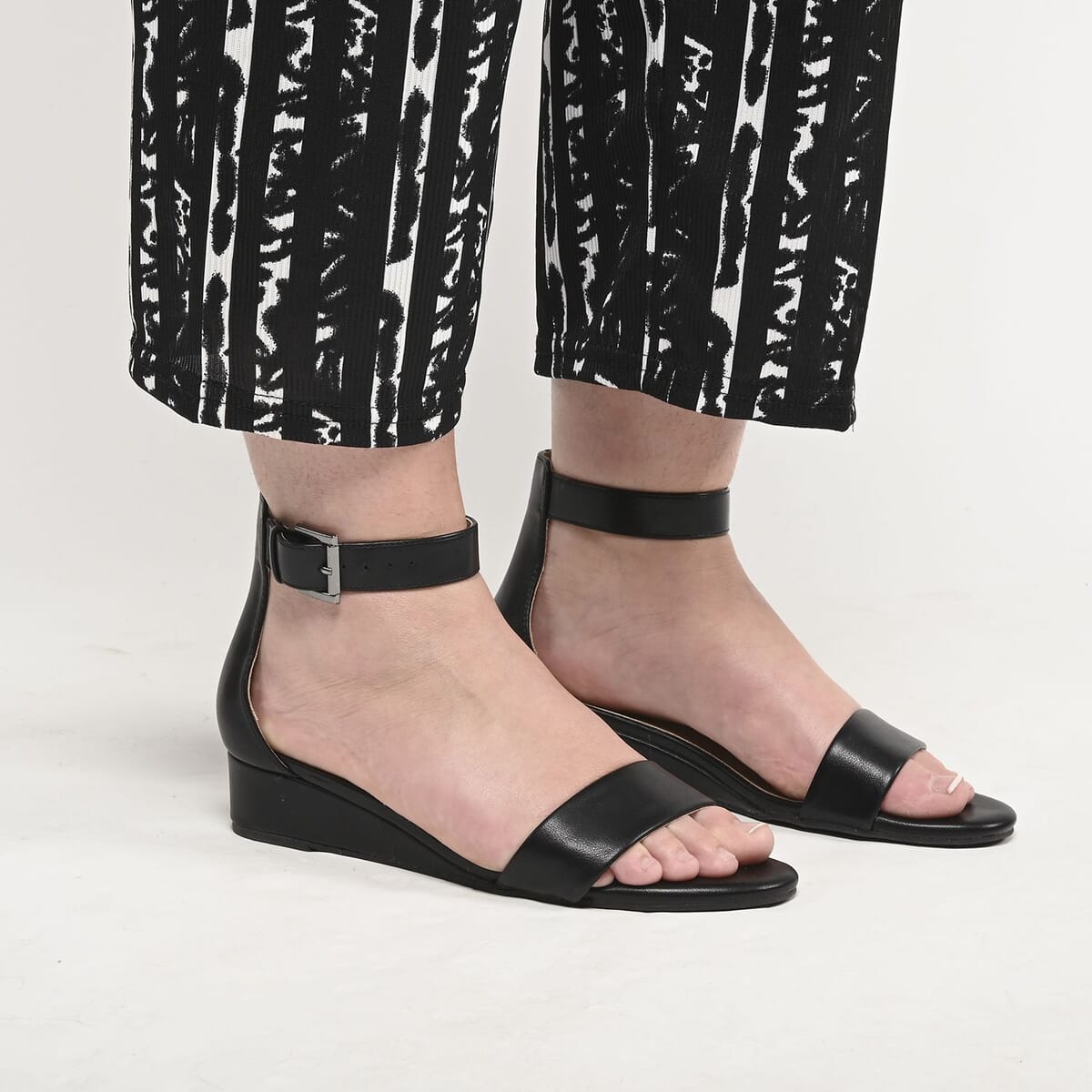 Aerosoles Black Faux Leather Ankle Strap Sandal - 9 image number 1