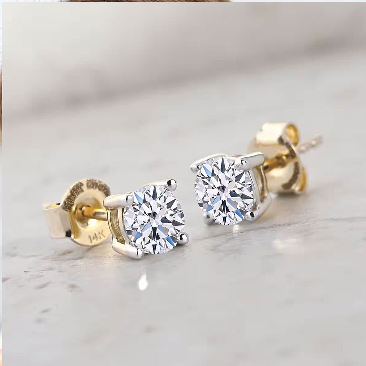 Luxuriant Lab Grown Diamond G VS 1.00 ctw Stud Earrings in 14K Yellow Gold image number 7