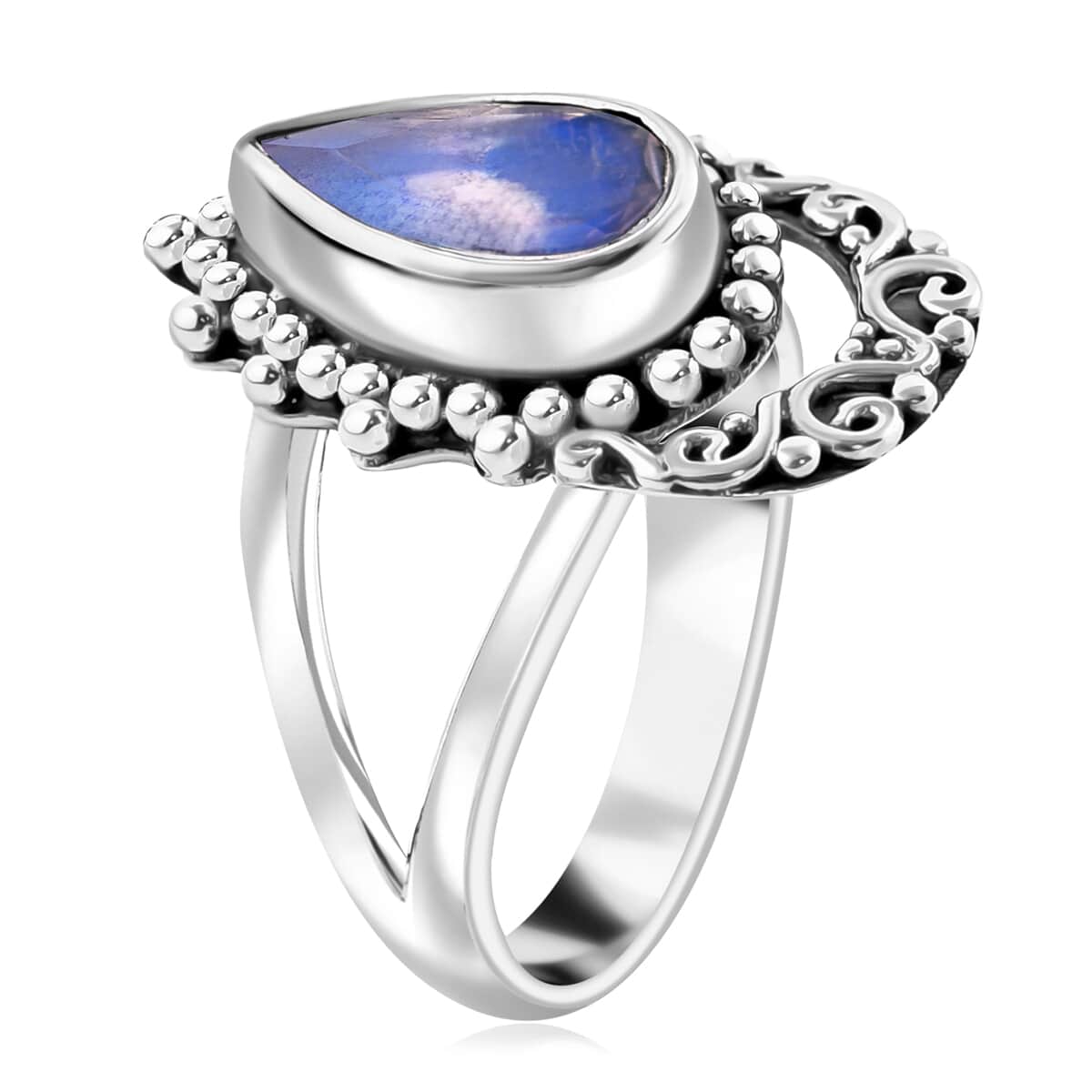 Bali Legacy Moon Glow Moonstone Half Moon Ring in Sterling Silver (Size 5.0) 2.30 ctw image number 3