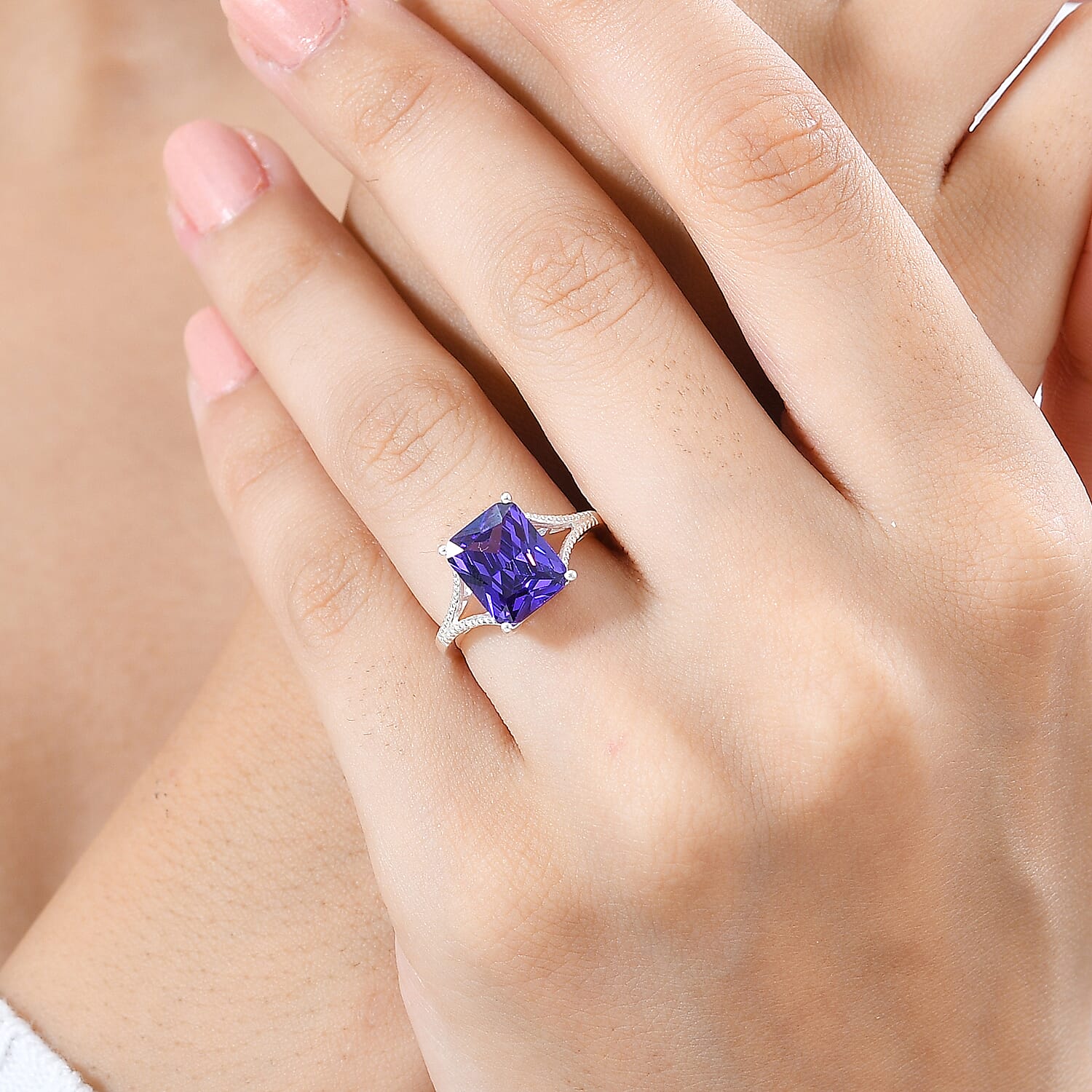 Simulated Blue Diamond Solitaire Ring in Sterling Silver (Size 10.0) 5.35 ctw