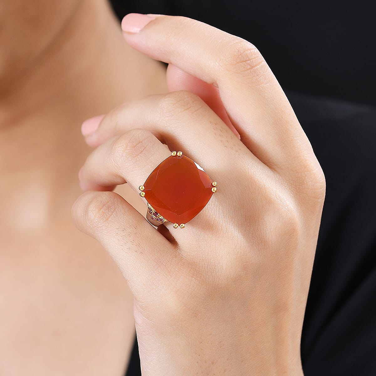 Red Onyx, Orissa Rhodolite Garnet Ring in Vermeil YG and Platinum Over Sterling Silver (Size 8.0) 14.65 ctw image number 2